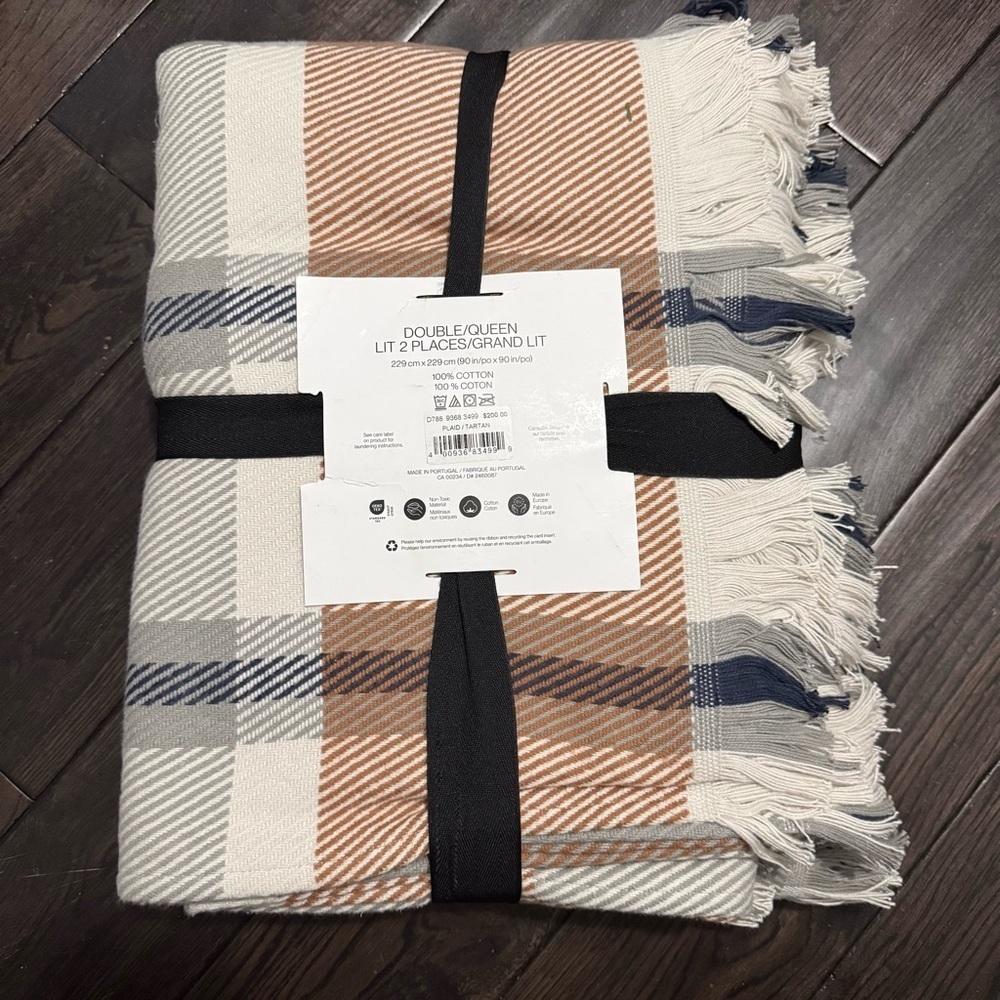 Hudson's Bay 100% Cotton Queen/Double Blanket - Orange, Navy and Cream Tartan - Picture 2 of 6